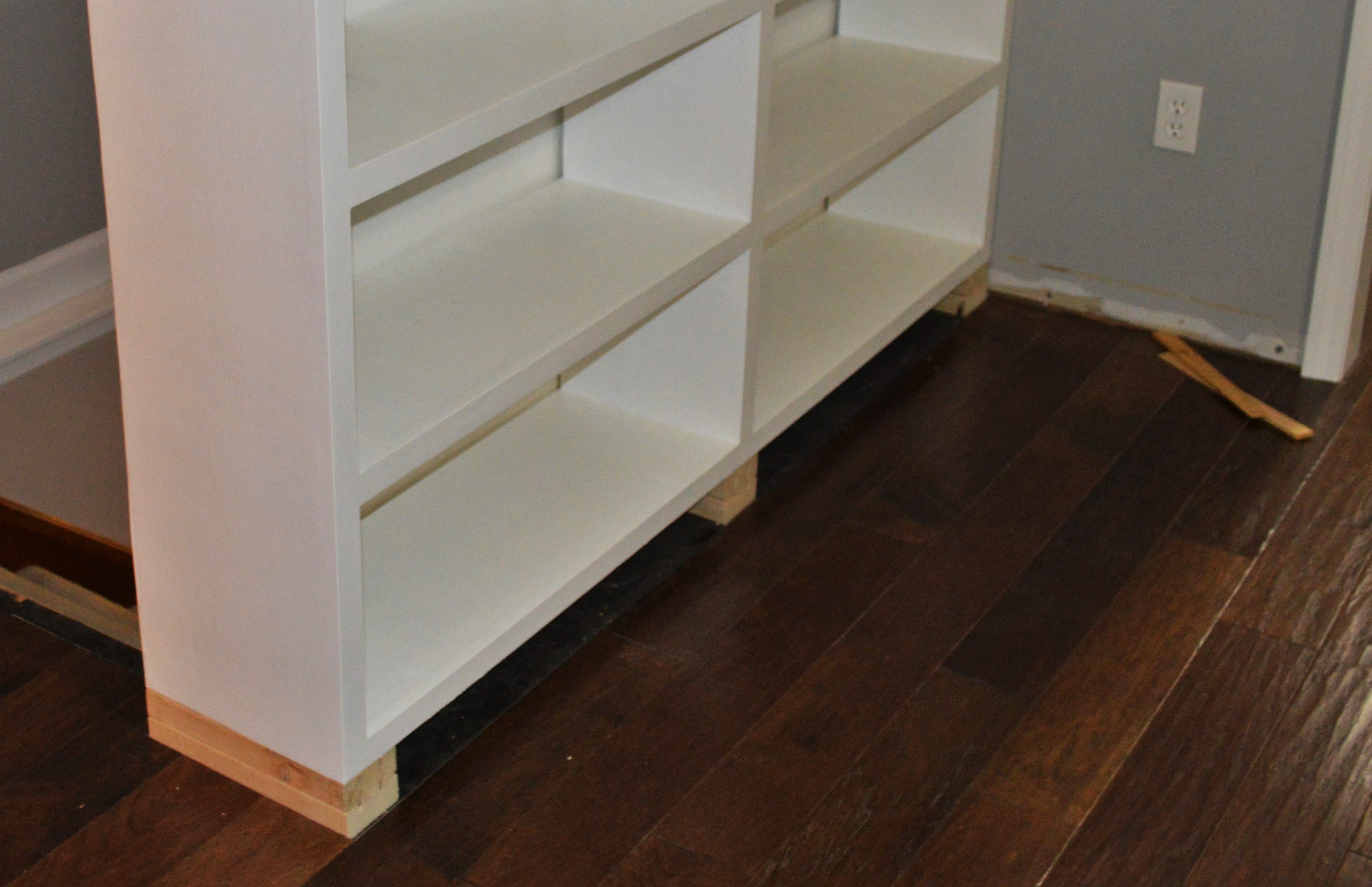 Rickety Railing To Built In Bookcase, How To Build A Bookcase Railing