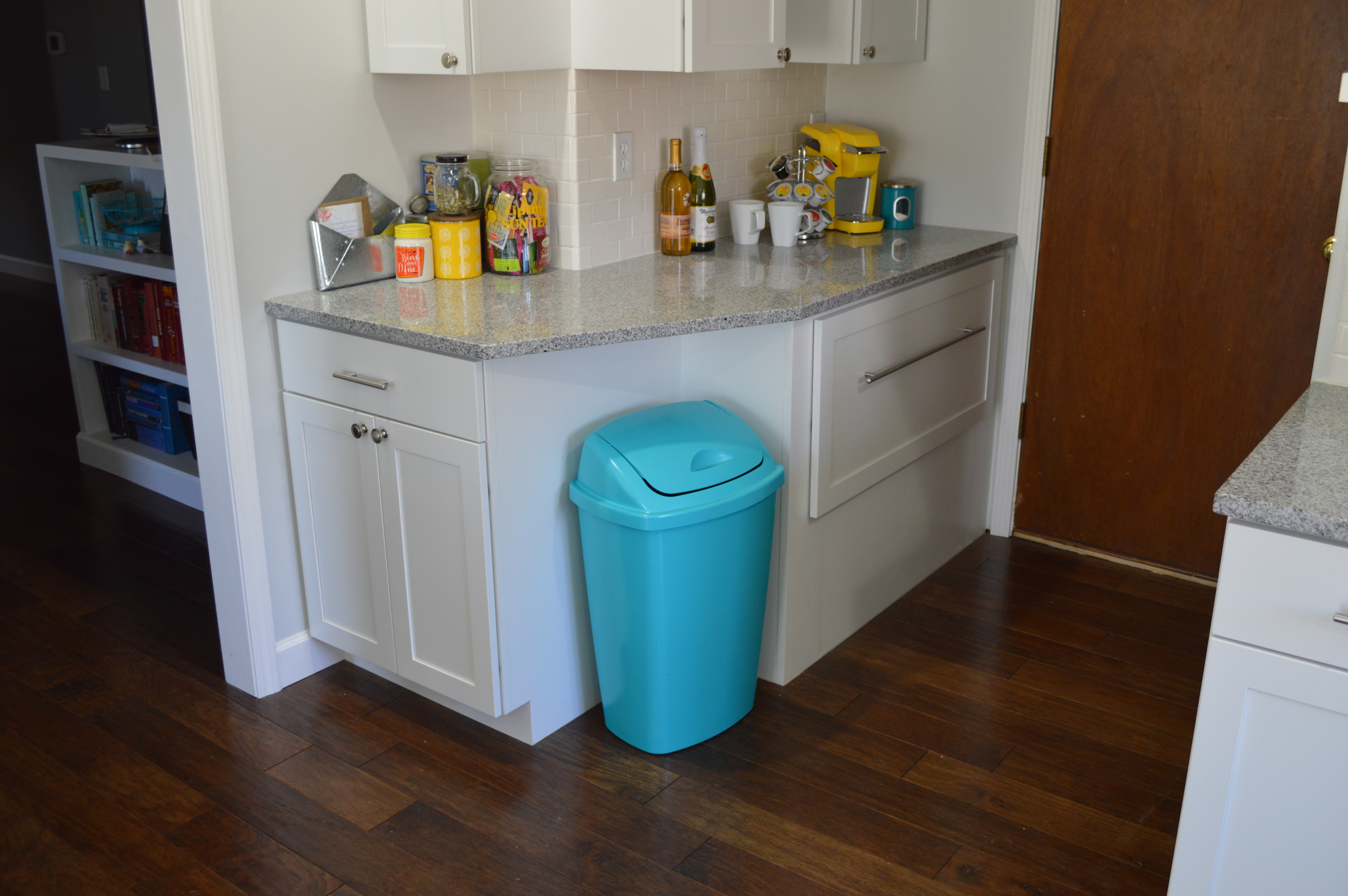 A Trash Can Plan Painting Our Cheap Plastic Kitchen Trash Can