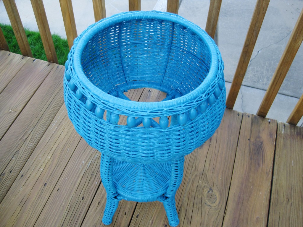 Painted Wicker Furniture 8